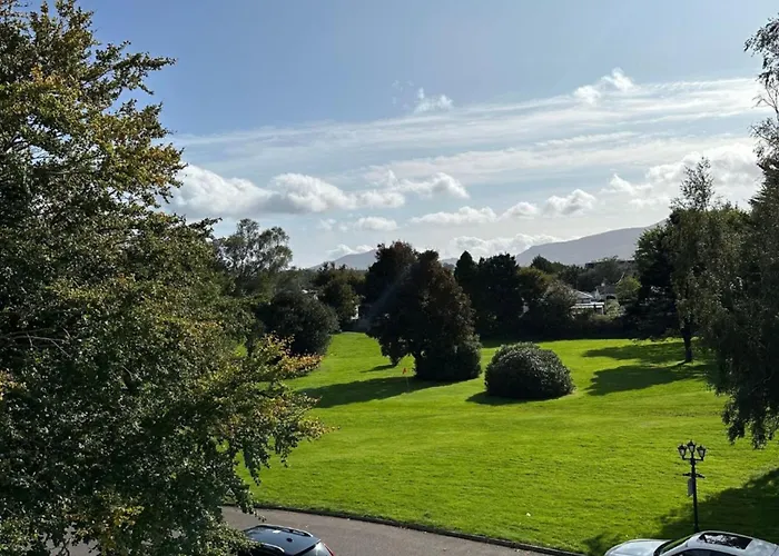 Spacious 2 Bedroom Apartment In Killarney